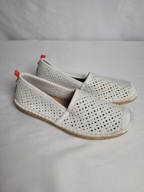 Sea Star Beachwear White Perforated Espadrille Slip On Water Shoes Size 6